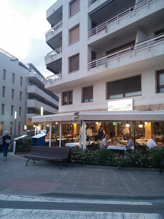 Lydia's With Castle View Apartament